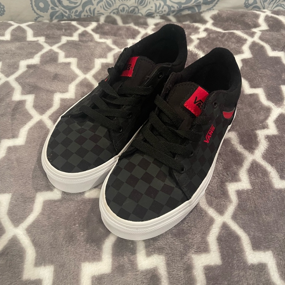 Boys like new Vans. Never worn.